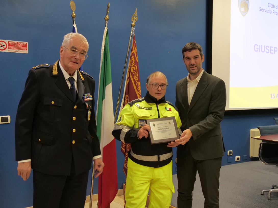 Cerimonia premiazioni volontari Protezione Civile 2025