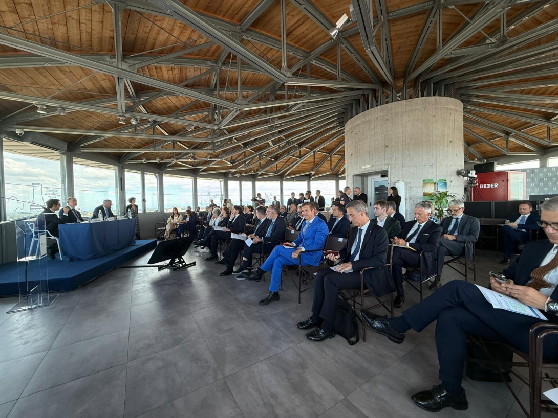 Sindaco Venturini convegno Porto Marghera