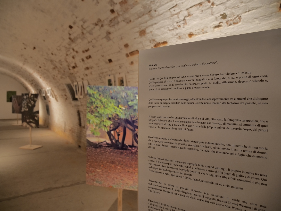 Novembre donna, Mostra Ri-scatti