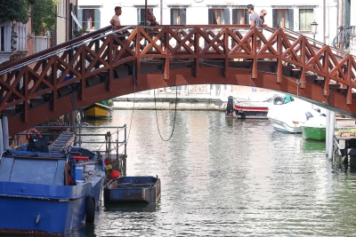 Ponte Vinanti, nei sestieri di Dorsoduro e Santa Croce