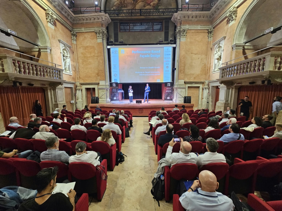 Assessore Riccardo Brunello  al convegno Performance-Based Façade Design