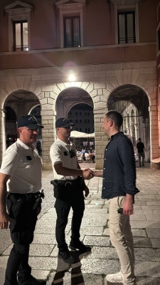 Commercio, decoro e contrasto alla movida molesta: il sindaco Venturini tra Piazzale Roma, stazione e Rialto