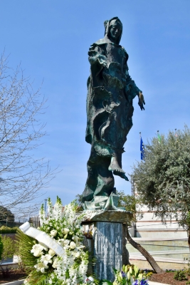 Cerimonia dell'Infiorata in piazzetta Santa Lucia