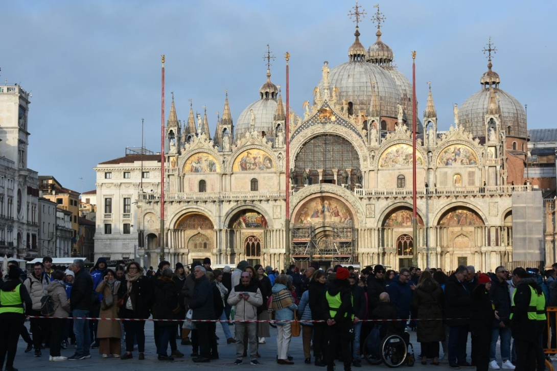 Fiamma paralimpica a Venezia