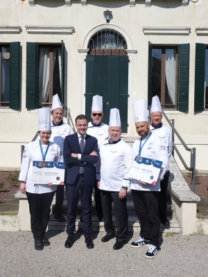 L'assessore Venturini riceve i medagliati veneziani dei Campionati nazionali di Cucina italiana
