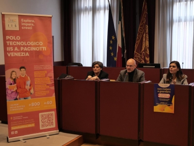 La presidente Damiano alla c.s. flashmob contro il bullismo - Non restare a guardare