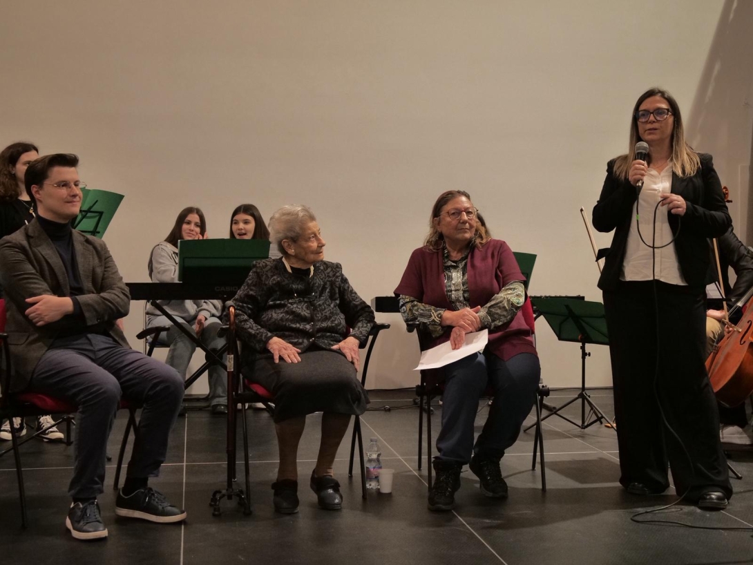 Damiano per Il Giorno della Memoria - Le scuole incontrano Olga Neerman