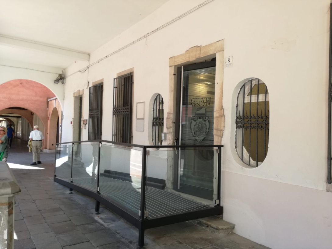 Uffici Comunali - Sede Anagrafe Mestre