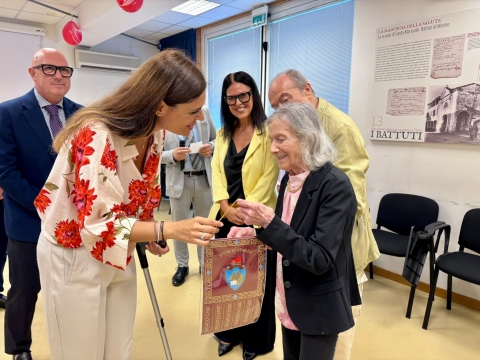 Damiano alla festa per i 106 anni di Ester Milani alla residenza Antica Scuola dei Battuti a Mestre