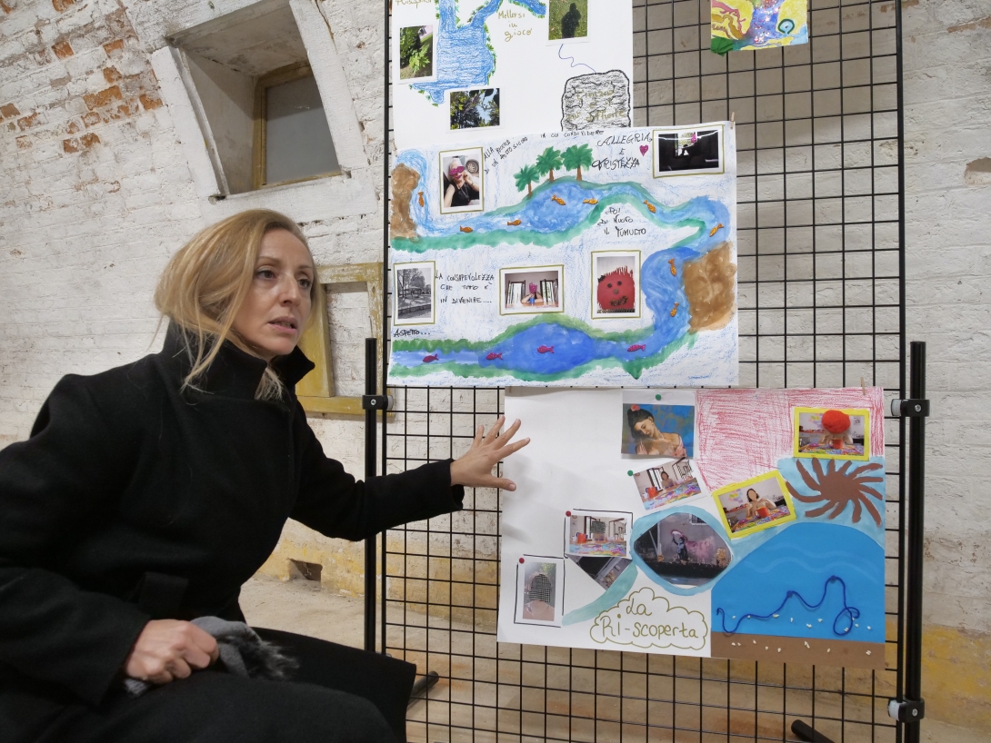 Novembre donna, Mostra Ri-scatti