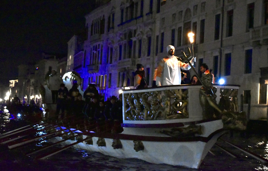 Viaggio fiamma olimpica Venezia