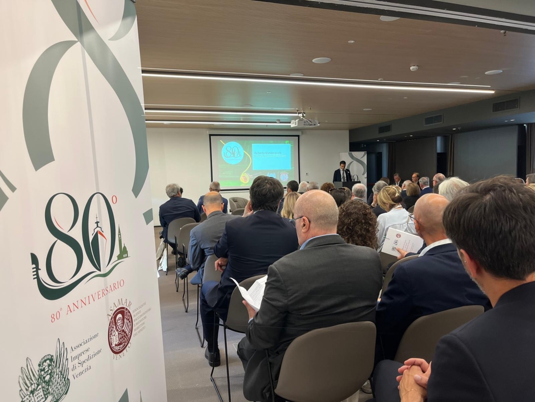 80 anni agenti marittimi e logistica