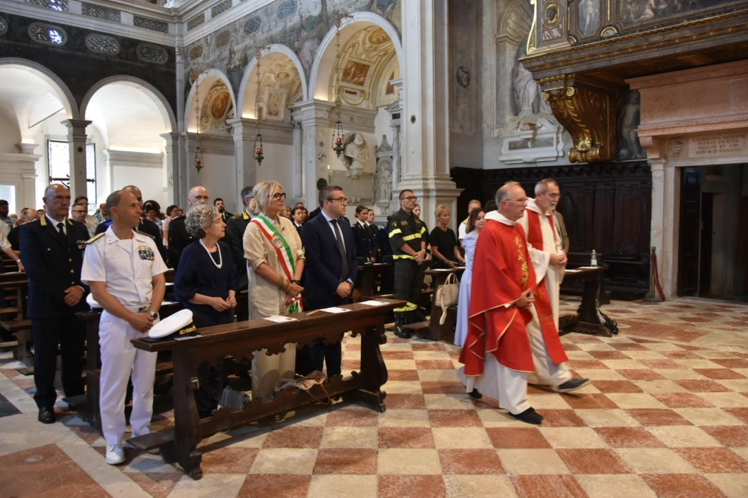 Il vicesindaco Zaccariotto alla chiesa di San Sebastiano per la messa al patrono della Polizia Penitenziaria San Basilide