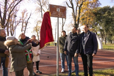 Cerimonia intitolazione campo da Basket a Fabio Canciani a Sant'Elena