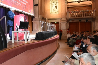 La consigliera Mar alla cerimonia inaugurale Youth Innovation Competition on Global Governance