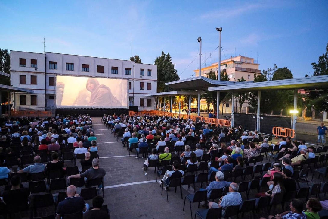 Cinema sotto le stelle