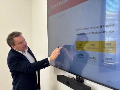 L'assessore De Martin alla conferenza stampa - Presentazione PAESC