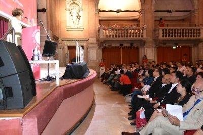 La consigliera Mar alla cerimonia inaugurale Youth Innovation Competition on Global Governance