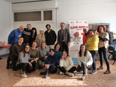 Assessore Mar apertura del corso Clown Dottori 