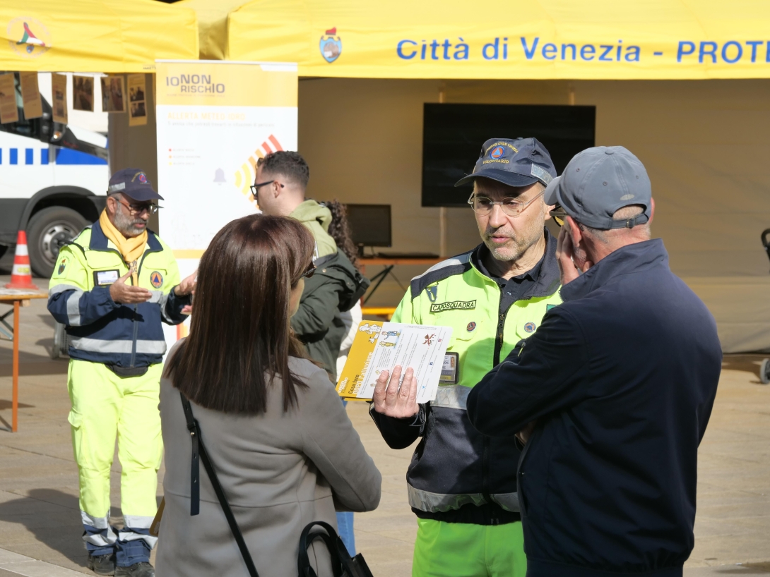In Piazza Ferretto la campagna della Protezione Civile Io non Rischio