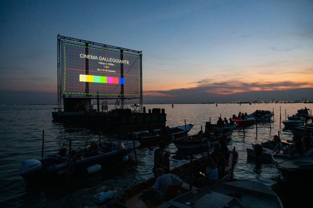 Cinema galleggiante 2025