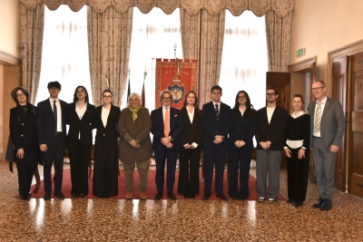 L'assessore Mar alla conferenza di presentazione Foscamun 2026