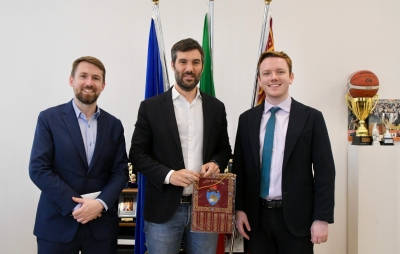 Vicesindaco Tomaello con diplomatici irlandesi