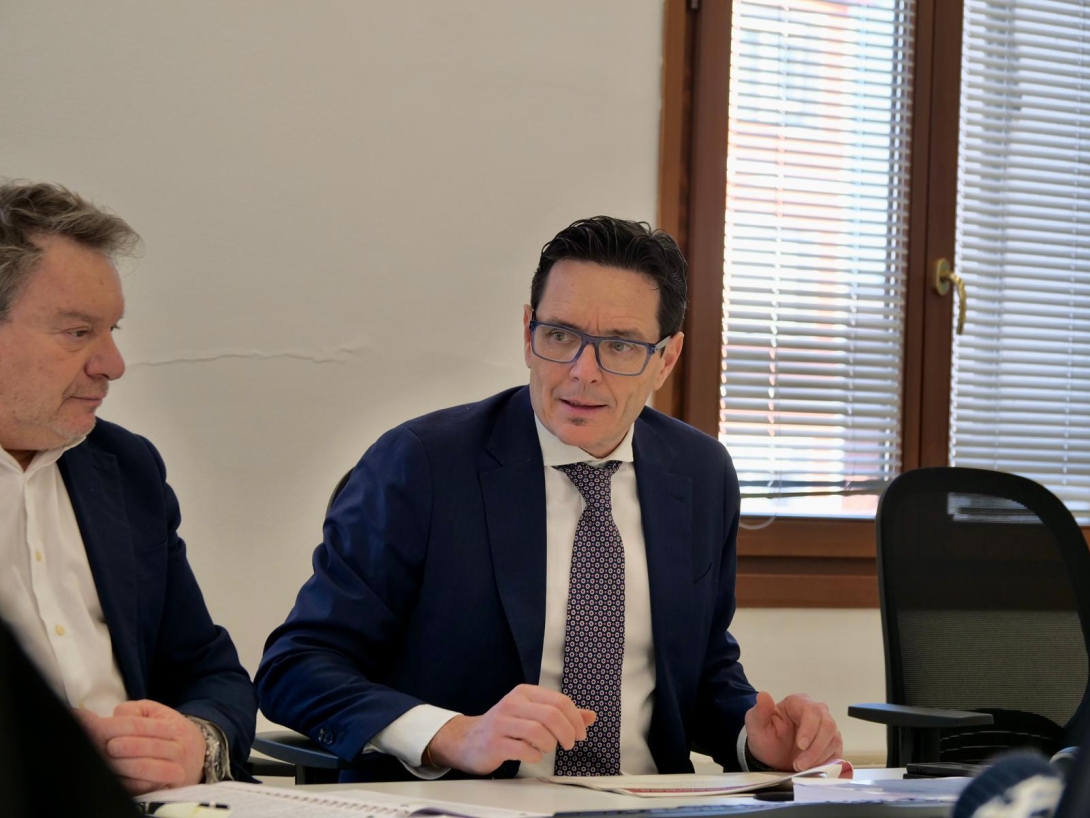 L'assessore De Martin alla conferenza stampa - Presentazione PAESC