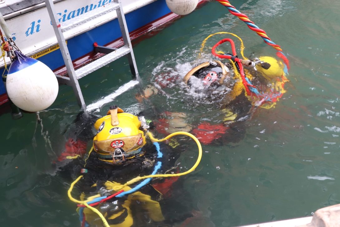 gondolieri sub 02_0.jpeg