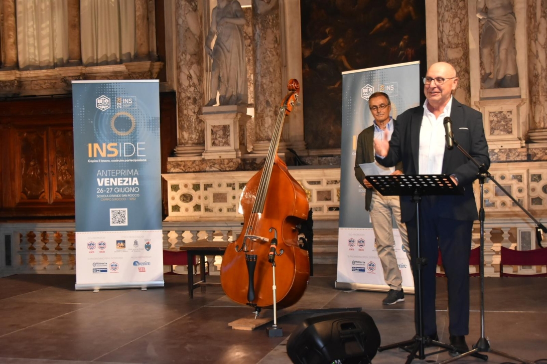 L'assessore D'Anna alla scuola Grande di San Rocco per l'incontro nazionale di studi ACLI