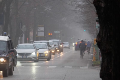 thumbnail_smog traffico pioggia.jpg